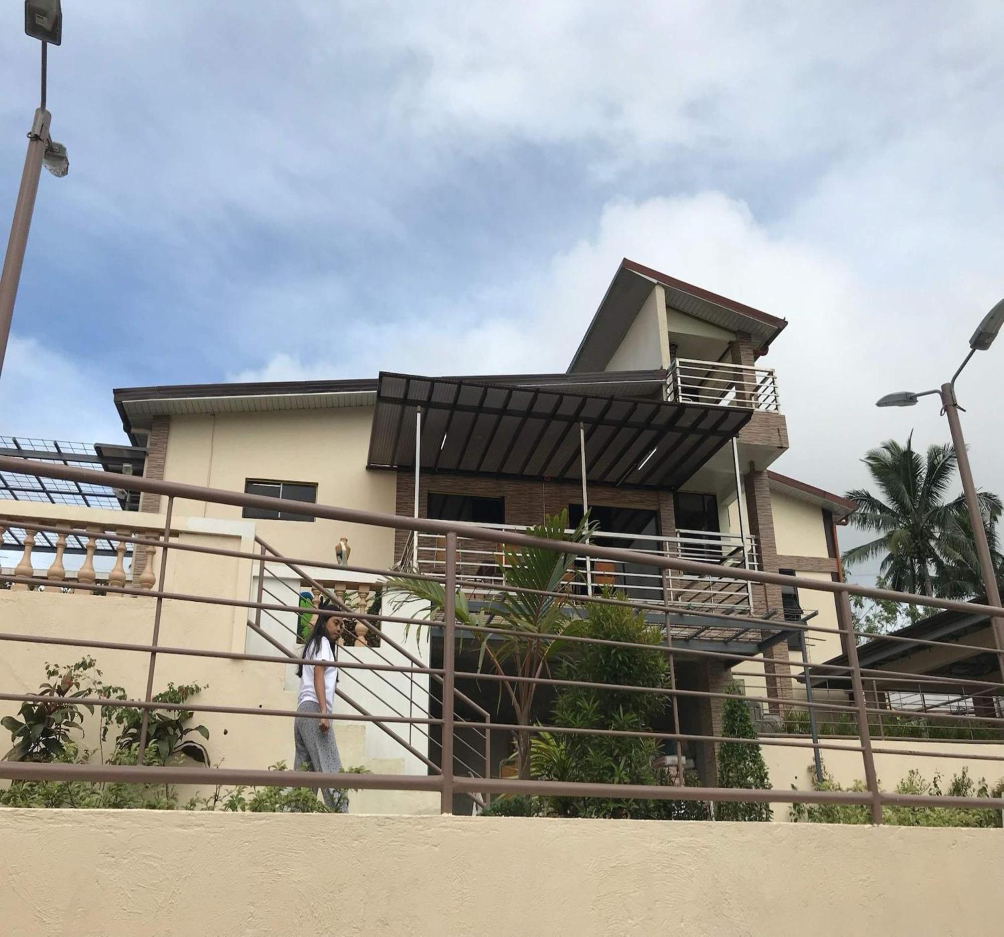 Oyo 1067 Villa Sofia At Silang Tagaytay City Dış mekan fotoğraf